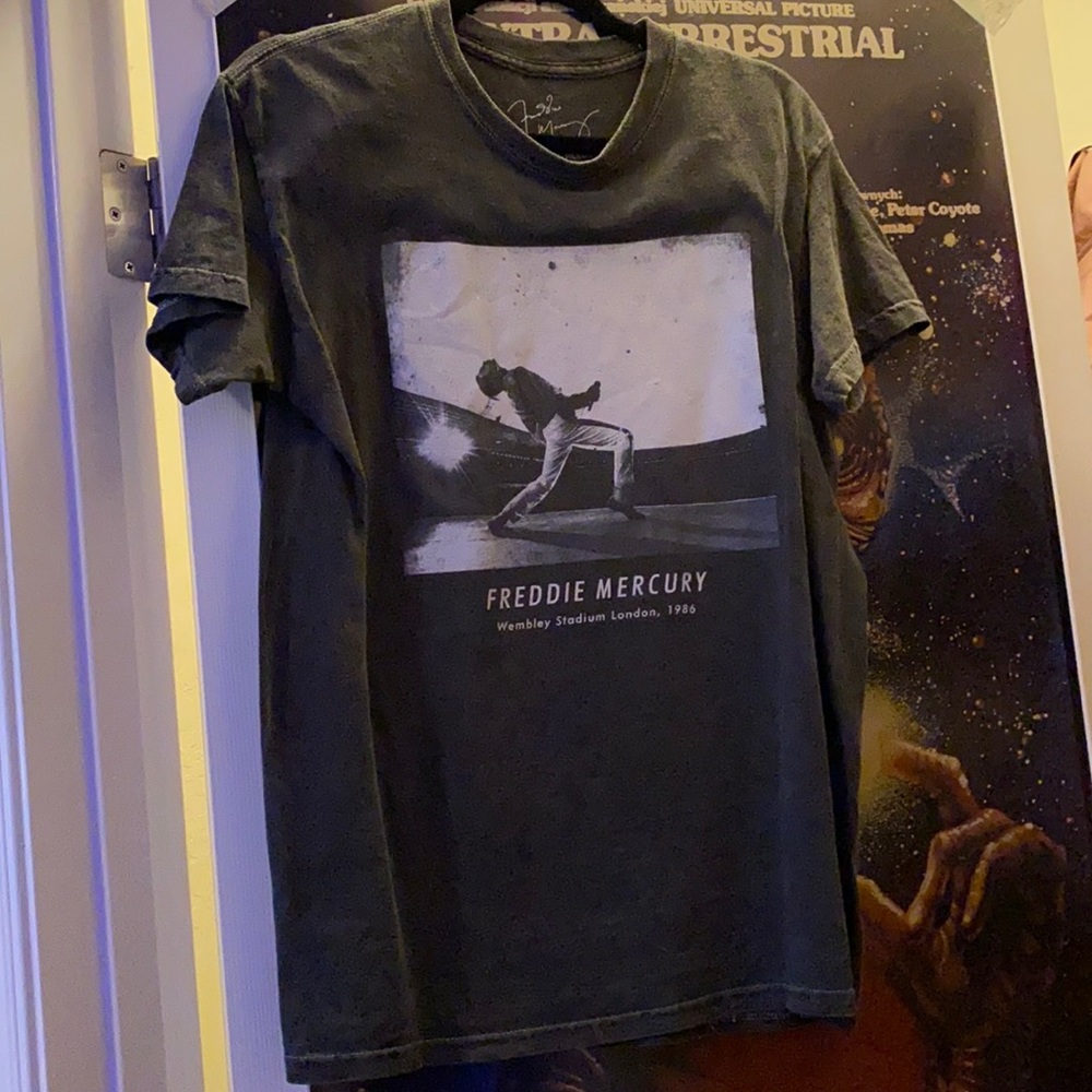 SMALL freddy mercury t shirt